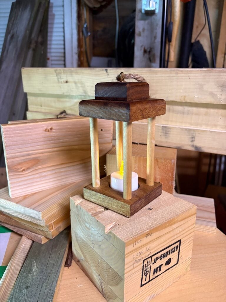 Lantern 24