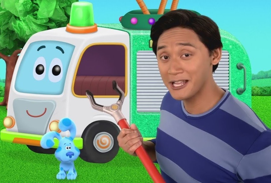 Blues Clues and You-Blue Goes Green-Josh Blue and Recycle Truck