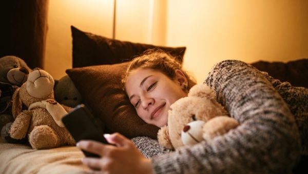 One Simple Sleep Habit That Can Help Protect Teen’s Mental Health