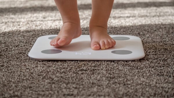When Mom Comments On Weight, Kids Feel It Most