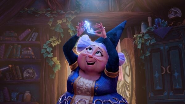 Bette Midler Joins Netflix’s Steps As Fairy Godmother In Cinderella Retelling Starring Ali Wong And Stephanie Hsu