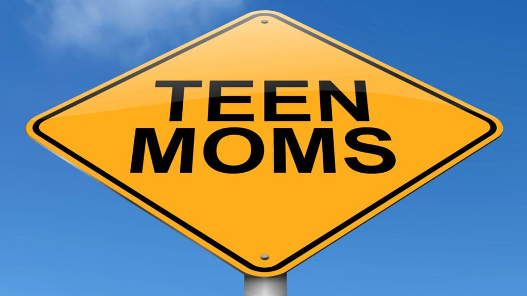 Teen mom concept.