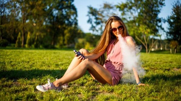 The Social Media Effect On Your Child’s Nicotine Exposure