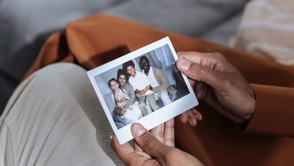 The ‘90s Parenting Trend Has One Big Problem: Your Kids Aren’t You | Editorial