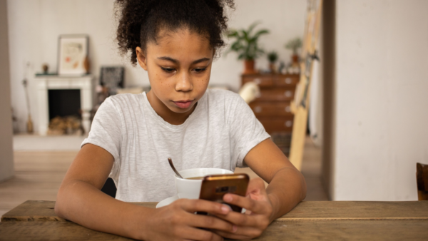 Numerous Polls Show Parents Support Social Media Bans and Restrictions Across Nations