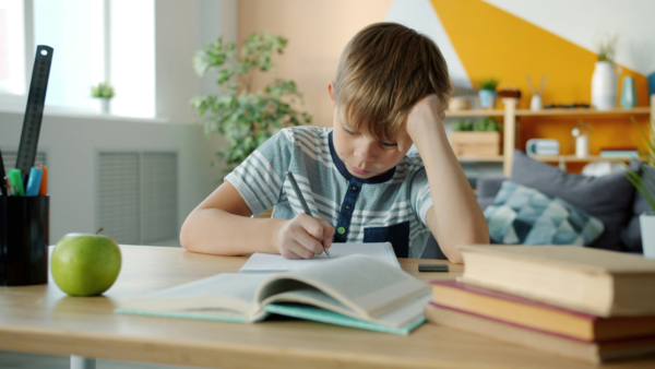 Learned Helplessness in Kids: How Parents Can Help Children Become More Independent