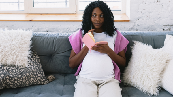 “Baby Brain” During Pregnancy: What Science Says About Forgetfulness
