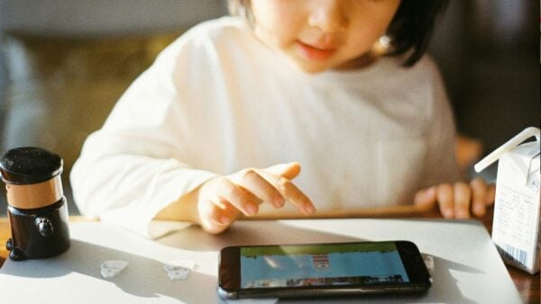 Parents Push Schools to Cut Classroom Screen Time as Some Districts Rethink Technology