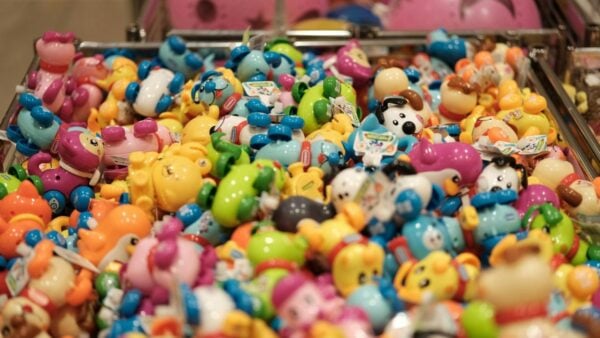 Parents Warned About Counterfeit Squishy Toys After Microwave Trend Raises Burn Concerns